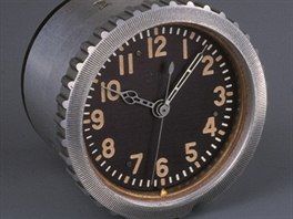 Na závr nco pro pány. U nás vyrábné hodinky Prim AVRM se toti v letech 1952...