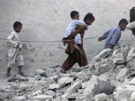 Velmi silné zemtesení zasáhlo pákistánský Bálúistán v úterý. Zprvu úady...