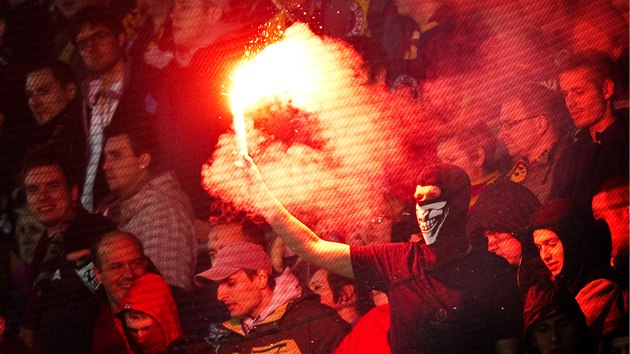 Radikln jdro fanouk fotbalov Slavie (ilustran snmek)
