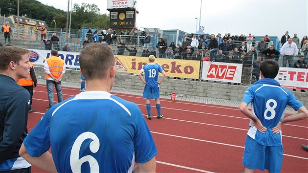 DRSÁCI. Ostravtí rowdies v kotli pro hosty v pohárovém utkání v Ústí nad