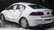 Crash test ínského vozu Qoros 3 sedan