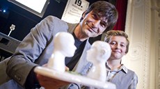 Herec a moderátor Zdeněk Podhůrský nejraději dabuje záporné role. O víkendu byl... Herec a moderátor Zdeněk Podhůrský nejraději dabuje záporné role. O víkendu byl...