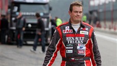 Adam Lacko odešel z hendikepového závodu po svých. Adam Lacko odešel z hendikepového závodu po svých.