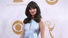 Zooey Deschanelová na Emmy Awards (Los Angeles, 22. záí 2013)