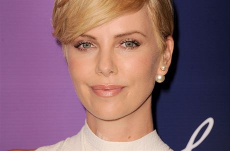 Charlize Theronov (4. jna 2013)