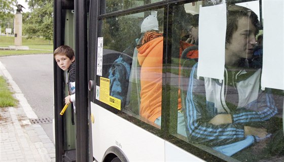 Ped koncem roku 2019 by se po Vysoin mohlo jezdit vlaky, linkovými autobusy a mstskou hromadnou dopravou na jednu jízdenku. Ilustraní snímek