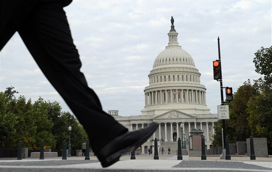 Ráno u amerického Kongresu, který se neme shodnout na státním rozpotu a ást