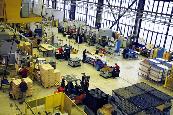 V nové výrobní hale firmy Toray najde v Prostjov práci na padesát lidí. (Ilustraní snímek)