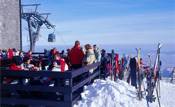 Vysoké Tatry. Terasa na lanovce na Skalnatém plesu 