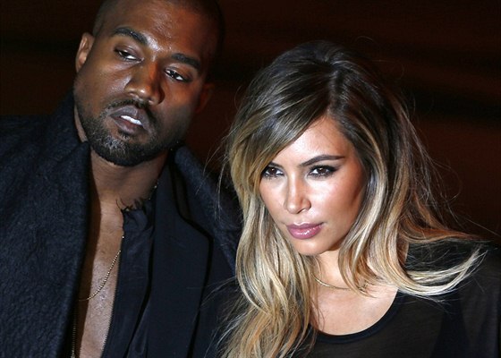 Kanye West a Kim Kardashianová (29. záí 2013)
