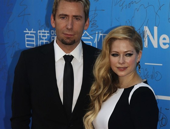 Chad Kroeger a Avril Lavigne na vyhláení cen Huading, co je ínská obdoba...