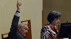 Místopředsedové Senátu Přemysl Sobotka a Alena Gajdůšková (9. října 2013) Místopředsedové Senátu Přemysl Sobotka a Alena Gajdůšková (9. října 2013)