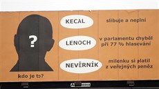 Billboardy, které se objevily na jihu Moravy. Podle agentury A.C.E. Media,... Billboardy, které se objevily na jihu Moravy. Podle agentury A.C.E. Media,...