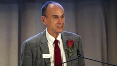 Thomas Südhof, německý rodák působící dnes na Stanfordské univerzitě a nositel... Thomas Südhof, německý rodák působící dnes na Stanfordské univerzitě a nositel...