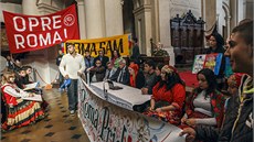 Pochod romské hrdosti Roma Pride 2013. Prvod asi dvou stovek lidí proel ze