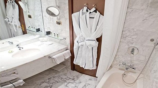 Koupelna v Prezidentskm apartm praskho hotelu InterContinental 