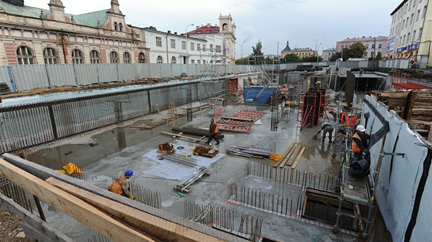 Prohldka rozestavn budovy novho divadla v Plzni.