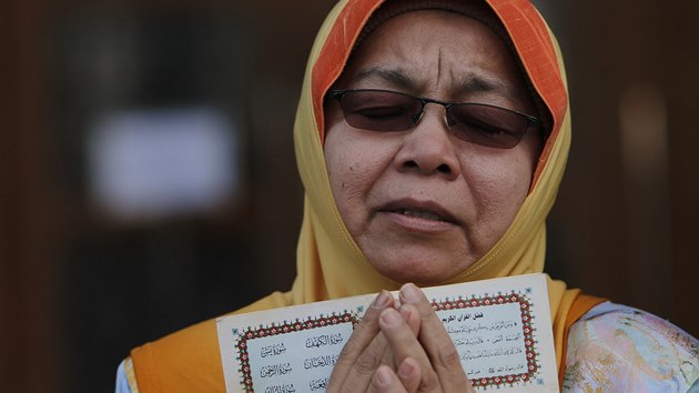 Modlitba za sprvn rozhodnut soudu o uvn slova Allh v Malajsii.