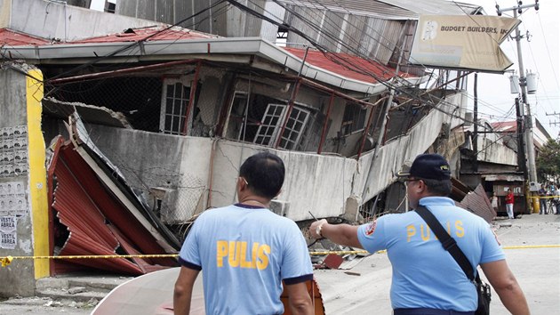 Otesy pdy o sle 7,2 magnituda pokodily na filipnskm ostrov Cebu destky budov.