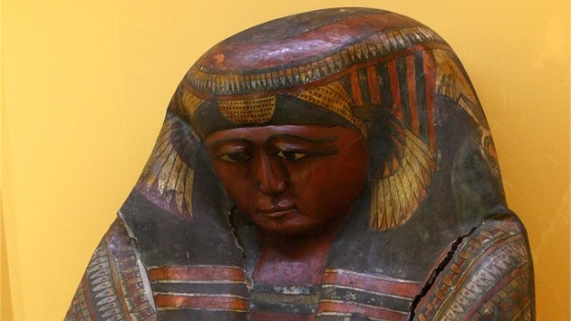 Olomouck Vlastivdn muzeum otevelo vstavu Poklady starho Egypta. Mezi vystavenmi exponty je i horn st kartonovho krune.