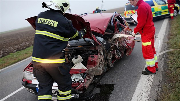 Nehoda felicie a dodvky u Novho Msta nad Metuj (17.10.2013).