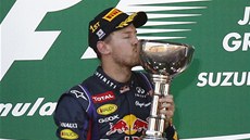 Sebastian Vettel si uívá triumf ve Velké cen Japonska. 
