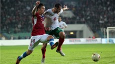 Václav Kadlec (vlevo) ve sprinterském souboji s Petarem Zanevem.