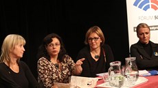 Debata Fóra 50 %, které se zúčastnily výhradně ženy, kandidátky do Poslanecké Debata Fóra 50 %, které se zúčastnily výhradně ženy, kandidátky do Poslanecké