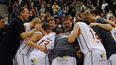 Radost basketbalist Dína