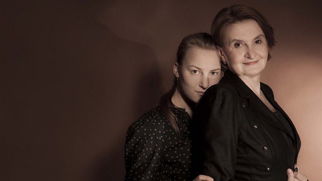 RODINA POD LUPOU: Eva Holubov a jej dcera Karolna