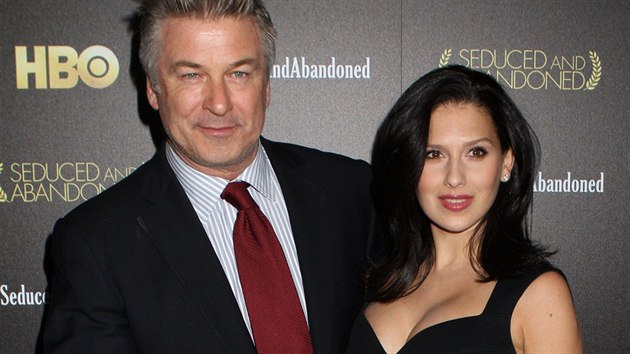 Alec Baldwin a jeho manelka Hilaria (24. jna 2013)