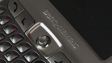 Společnost BenQ kdysi od německého Siemensu odkoupila mobilní divizi. Společnost BenQ kdysi od německého Siemensu odkoupila mobilní divizi.