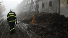 Poár zemdlského areálu v umné na Znojemsku, 21. 10. 2013