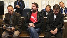 Soud ve Žďáru nad Sázavou řeší korupční kauzu autoškoly z Velkého Meziříčí. Soud ve Žďáru nad Sázavou řeší korupční kauzu autoškoly z Velkého Meziříčí.