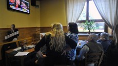 Restaurace U Prezidenta v Novém Veselí sčítáním hlasů nežila. Hrstka kandidátů... Restaurace U Prezidenta v Novém Veselí sčítáním hlasů nežila. Hrstka kandidátů...