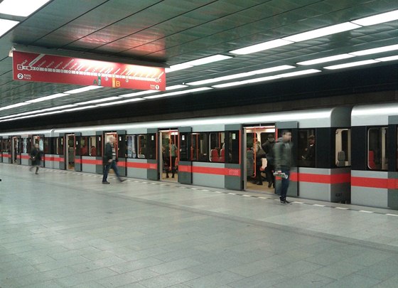 Seznamovací metro nebylo moc úspné.