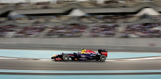 Sebastian Vettel s vozem Red Bull