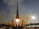 Kosmick lo Sojuz TMA-11M m k mezinrodn vesmrn stanici (ISS) s...