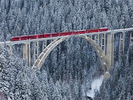 Viadukt Langwieser ve výcarsku, v kantonu Graubünden