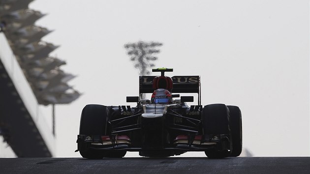 NA OBZORU. Romain Grosjean pi trninku na Velkou cenu Ab Zab. 