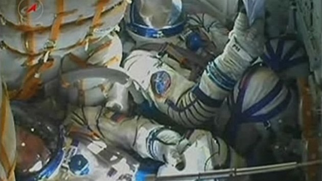 Pohled do velitelskho modulu Sojuzu na snmku ze zbr agentury NASA