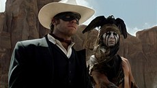 Hlavní postavy hraje Johnny Depp a Armie Hammer. Hlavní postavy hraje Johnny Depp a Armie Hammer.