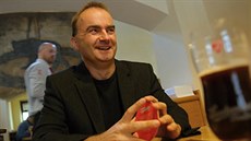 Spisovatel Jan Cempírek přijal pozvání na ležák v Masných krámech. Spisovatel Jan Cempírek přijal pozvání na ležák v Masných krámech.
