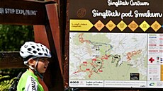 Singltrek pod Smrkem nabízí cyklistm píjemný a bezpený záitek z jízdy v...