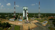 Indický kosmický pístav na ostrov ríharikota s raketou  PSLV-C25 na...