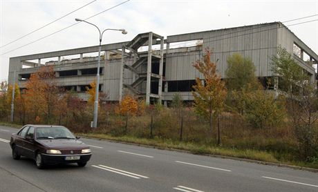 Torzo obchodního centra na sídliti Jiní Svahy ve Zlín