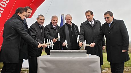Slavnostní zahájení stavby elezniního koridoru na trati Rokycany-Plze.