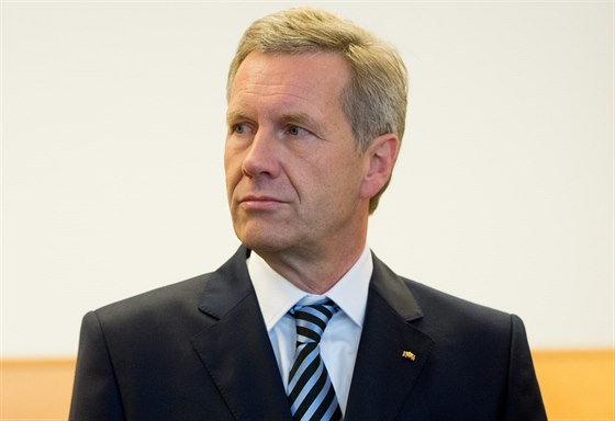 Nmecký exprezident Christian Wulff po píjezdu k hannoverskému soudu, kde je...