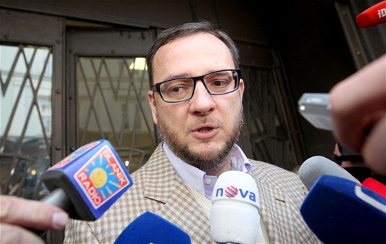 Expremiér Petr Neas vypovídal v listopadu na policii v kauze jeho nynjí manelky Jany Neasové (díve Nagyové).