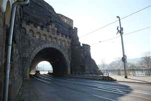 Stavba Vyehradskho tunelu, fotografie pochz zejm z roku 1903, tedy z doby
